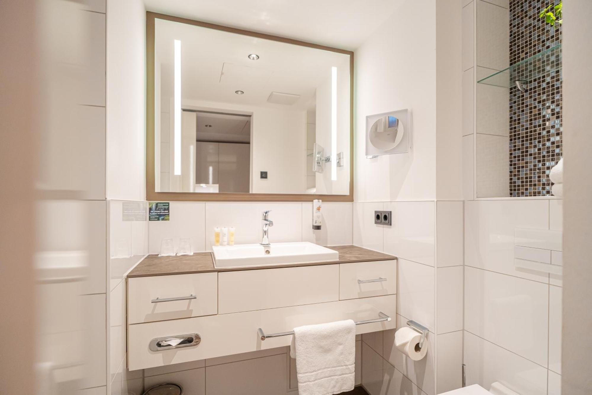 Boutiquehotel Am Stadtgarten Freiburg Bagian luar foto